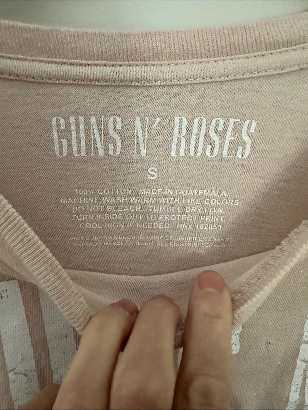 Guns N’ Roses Graphic Tee Blush Pink Small EUC - Picture 6 of 6